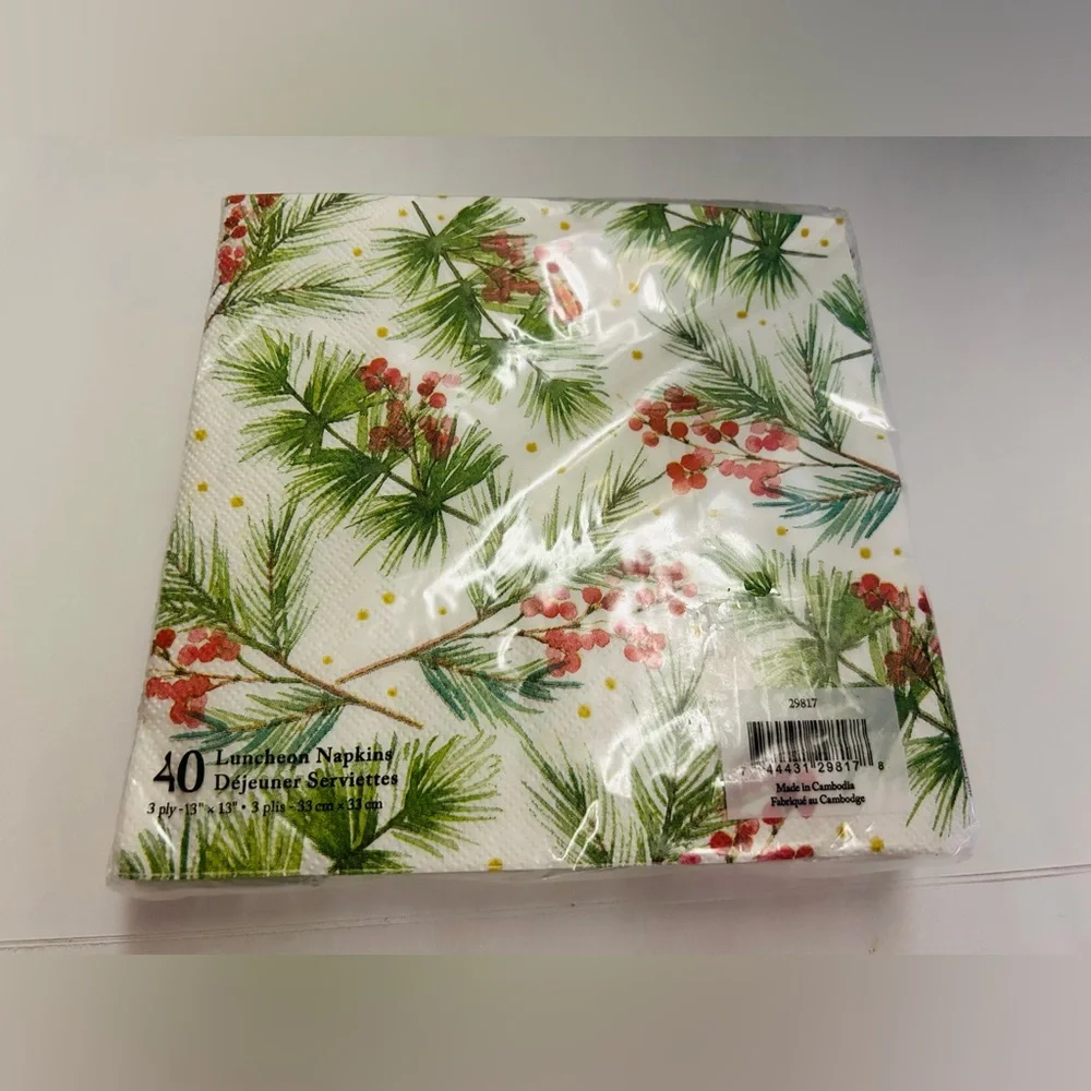 New Lady Jayne 136 Pieces Christmas Plates Napkins Guest Towels Cambodia 5 Piece